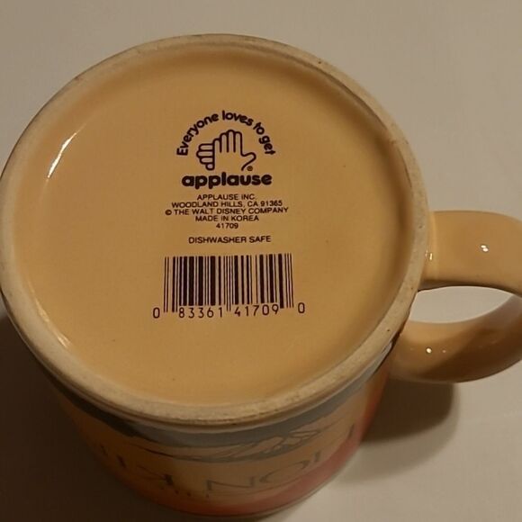 Disney's the Lion King Mug - Picture 3 of 6